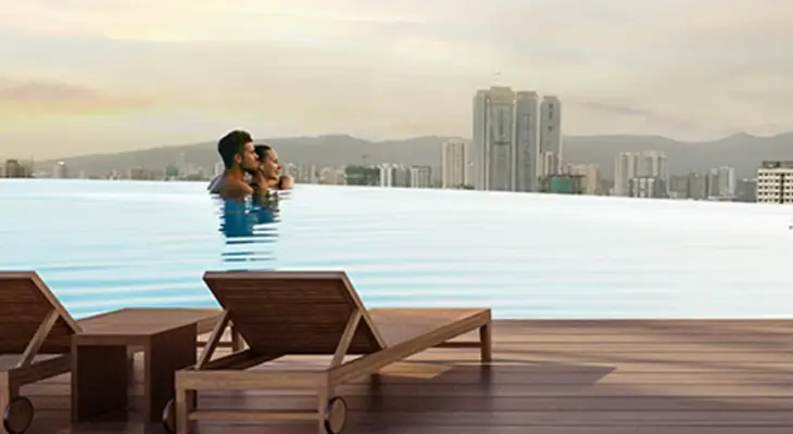 Panoramic Infinity Pool At Daivi Eterneety